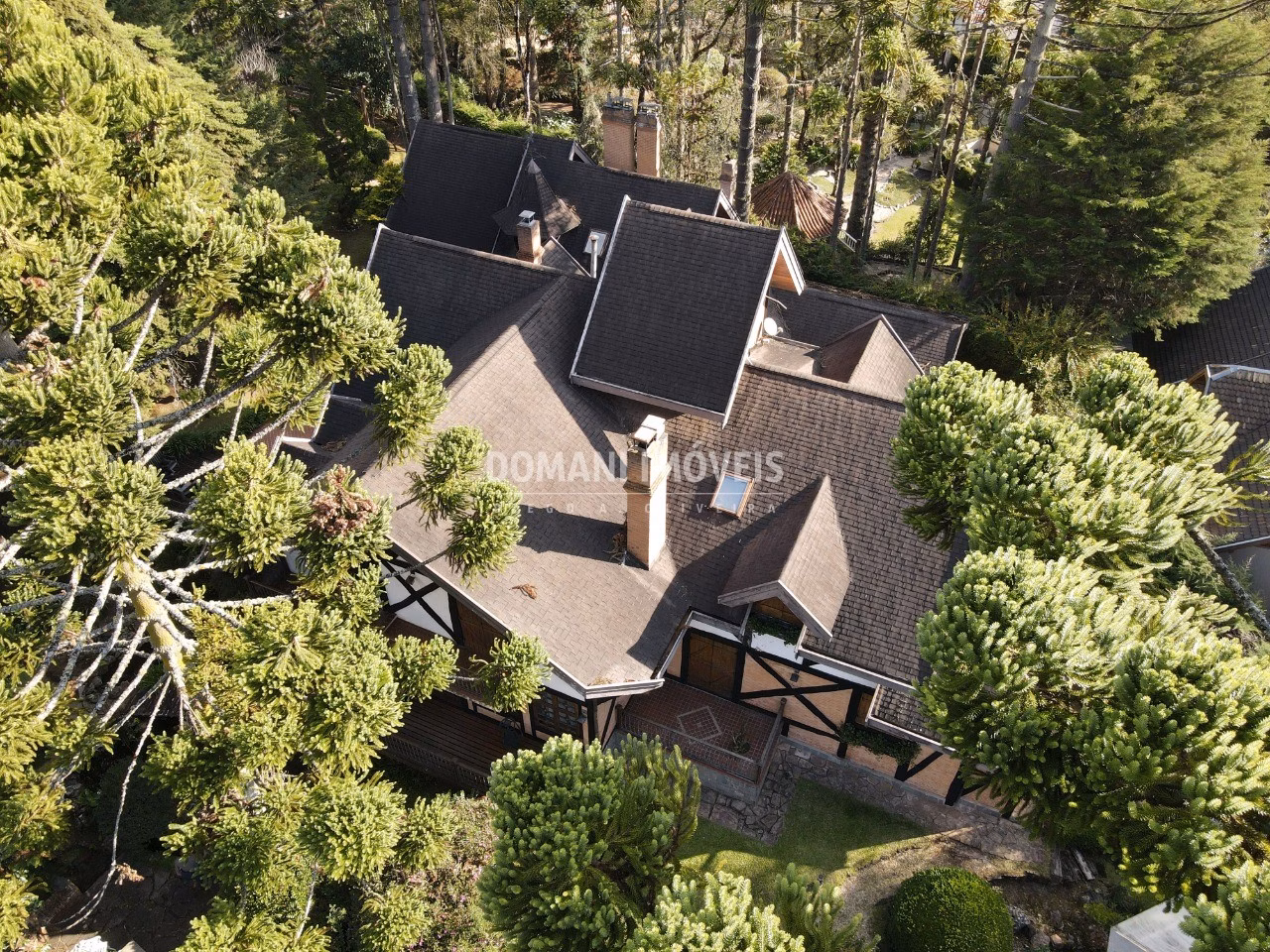House of 2,500 m² in Campos do Jordão, SP, Brazil