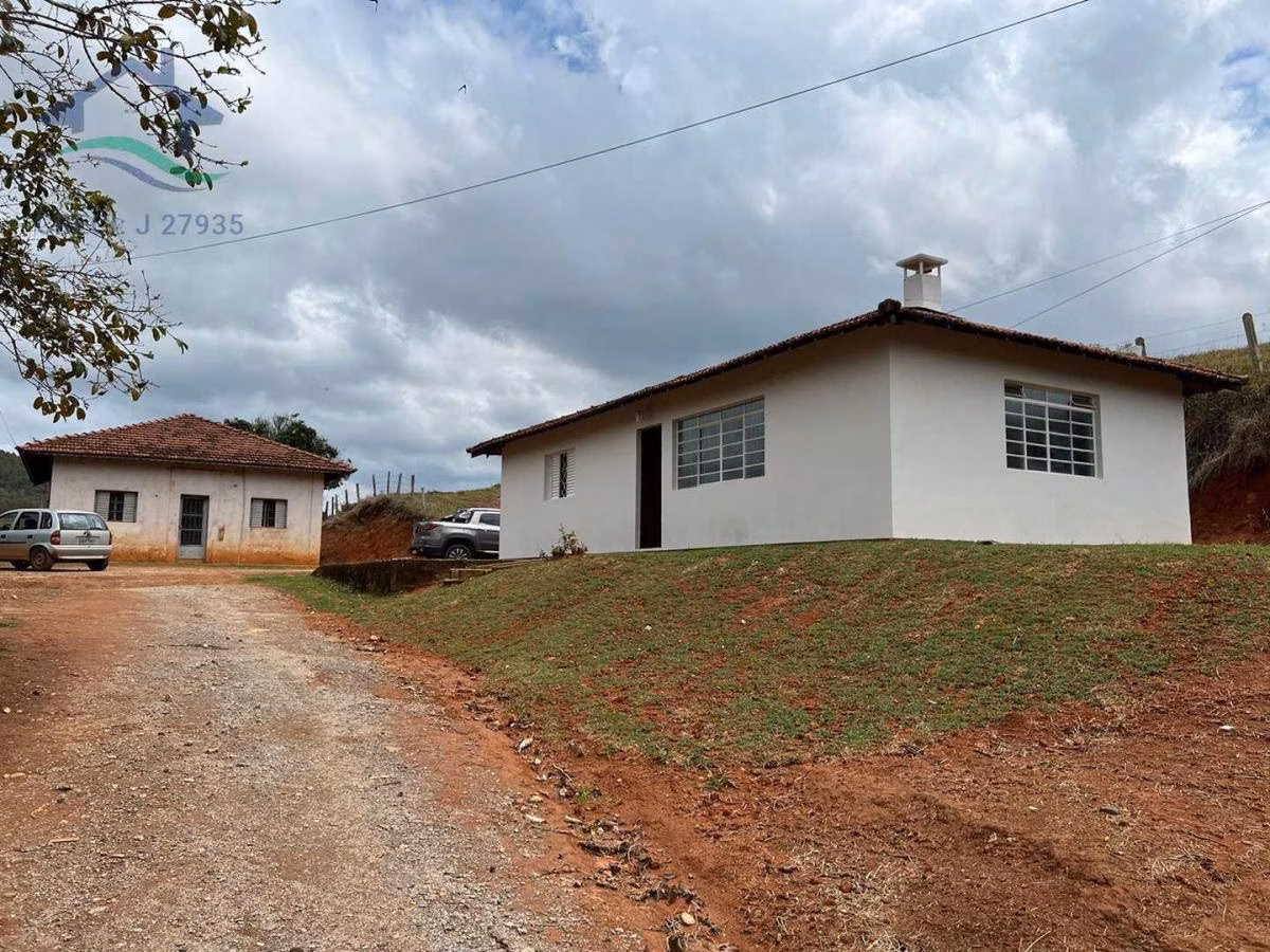 Имение на продажу 15 ha в Piracaia, SP