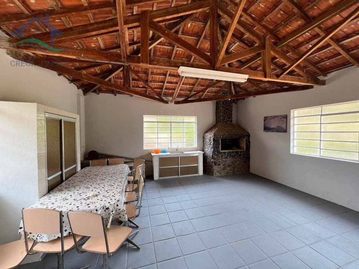 Имение на продажу 15 ha в Piracaia, SP