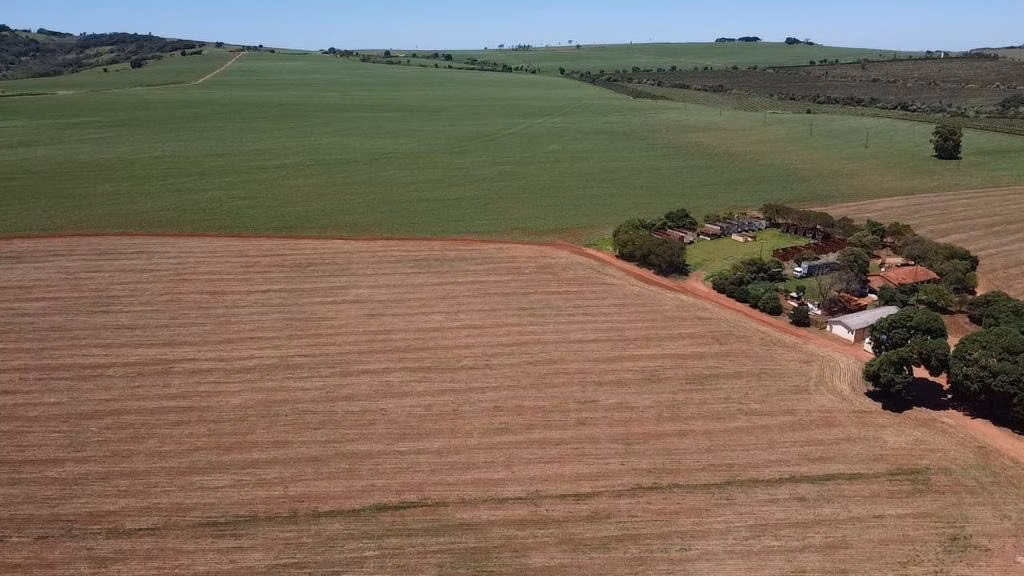 Fazenda de 121 ha em Itaí, SP