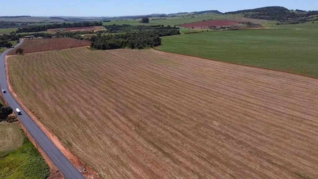Fazenda de 121 ha em Itaí, SP