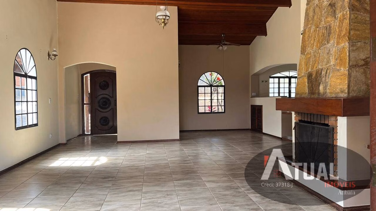 Casa de 3.540 m² em Atibaia, SP