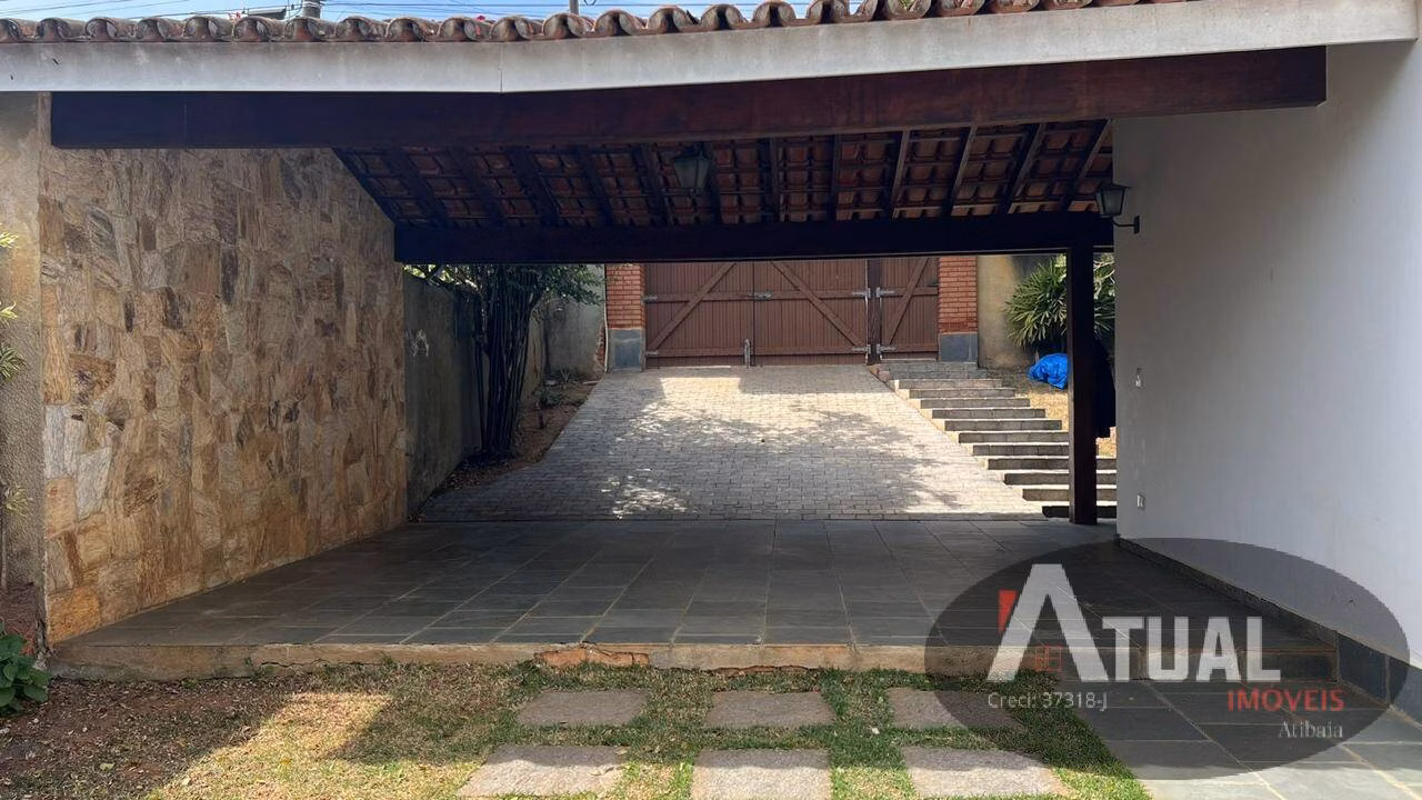 Casa de 3.540 m² em Atibaia, SP