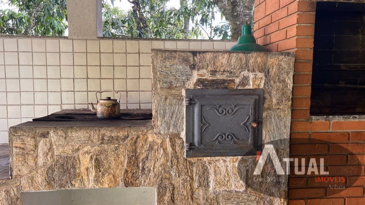 Casa de 3.540 m² em Atibaia, SP
