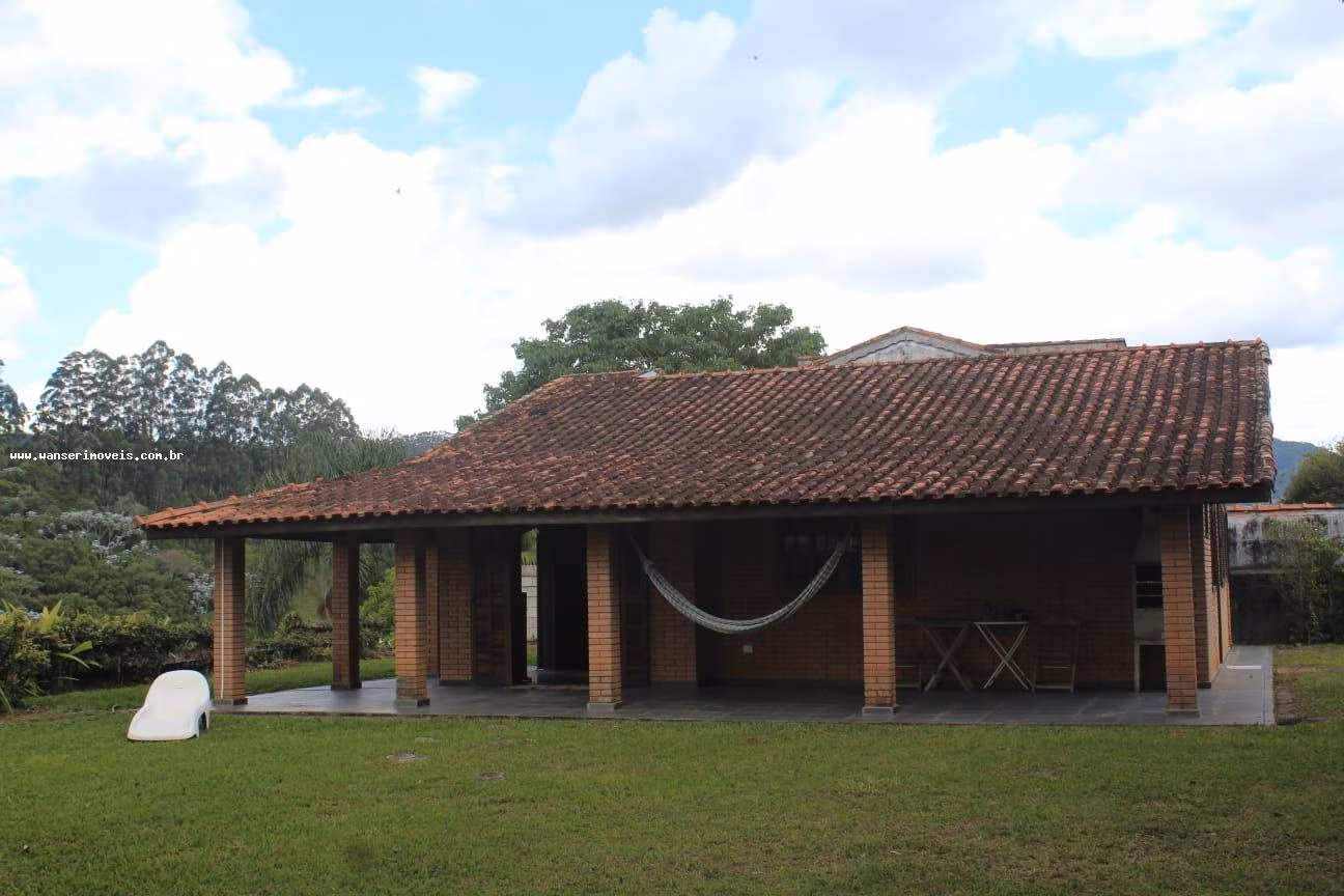 Chácara de 1.030 m² em Natividade da Serra, SP