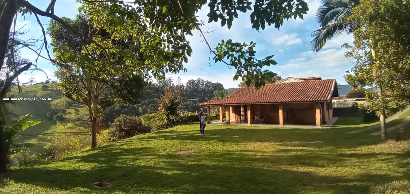 Chácara de 1.030 m² em Natividade da Serra, SP