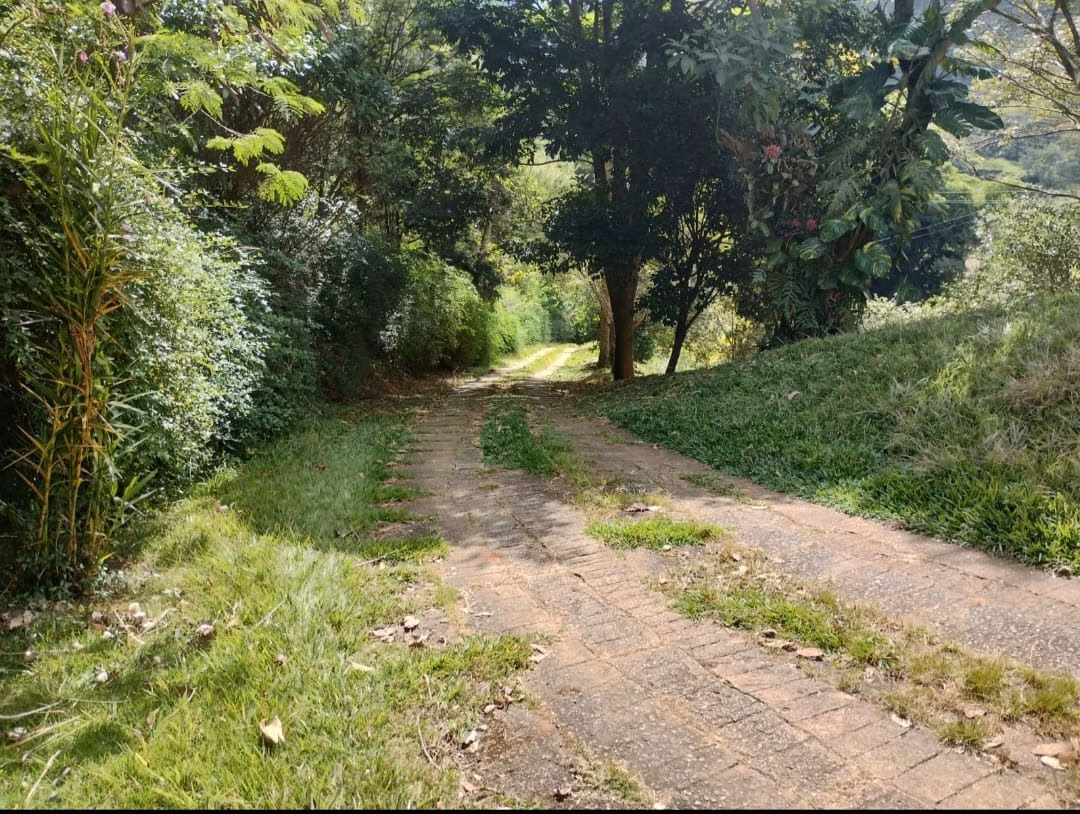 Sítio de 3 ha em Monteiro Lobato, SP