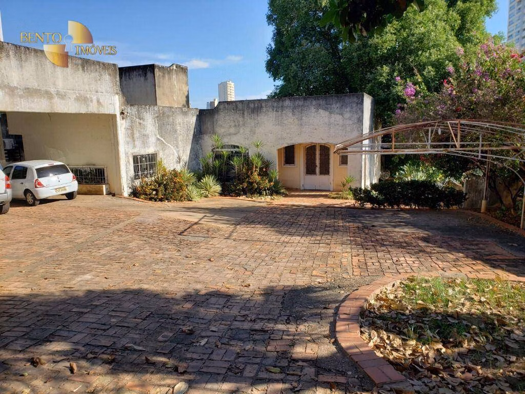 Casa de 1.490 m² em Cuiabá, MT