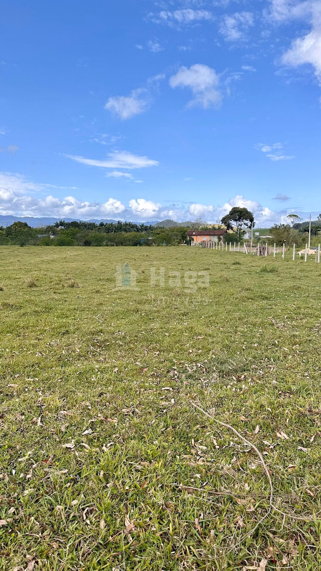 Terreno de 1.700 m² em Canelinha, SC