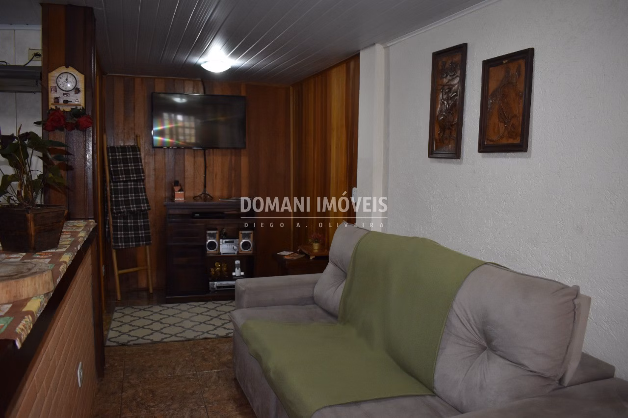 Casa de 250 m² em Campos do Jordão, SP