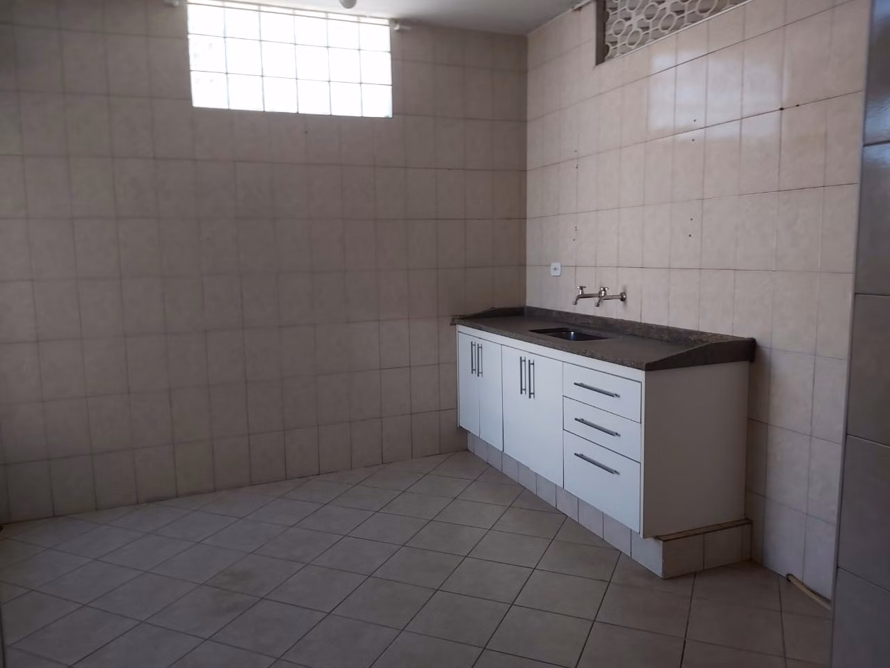 Comercial de 230 m² em São José dos Campos, SP