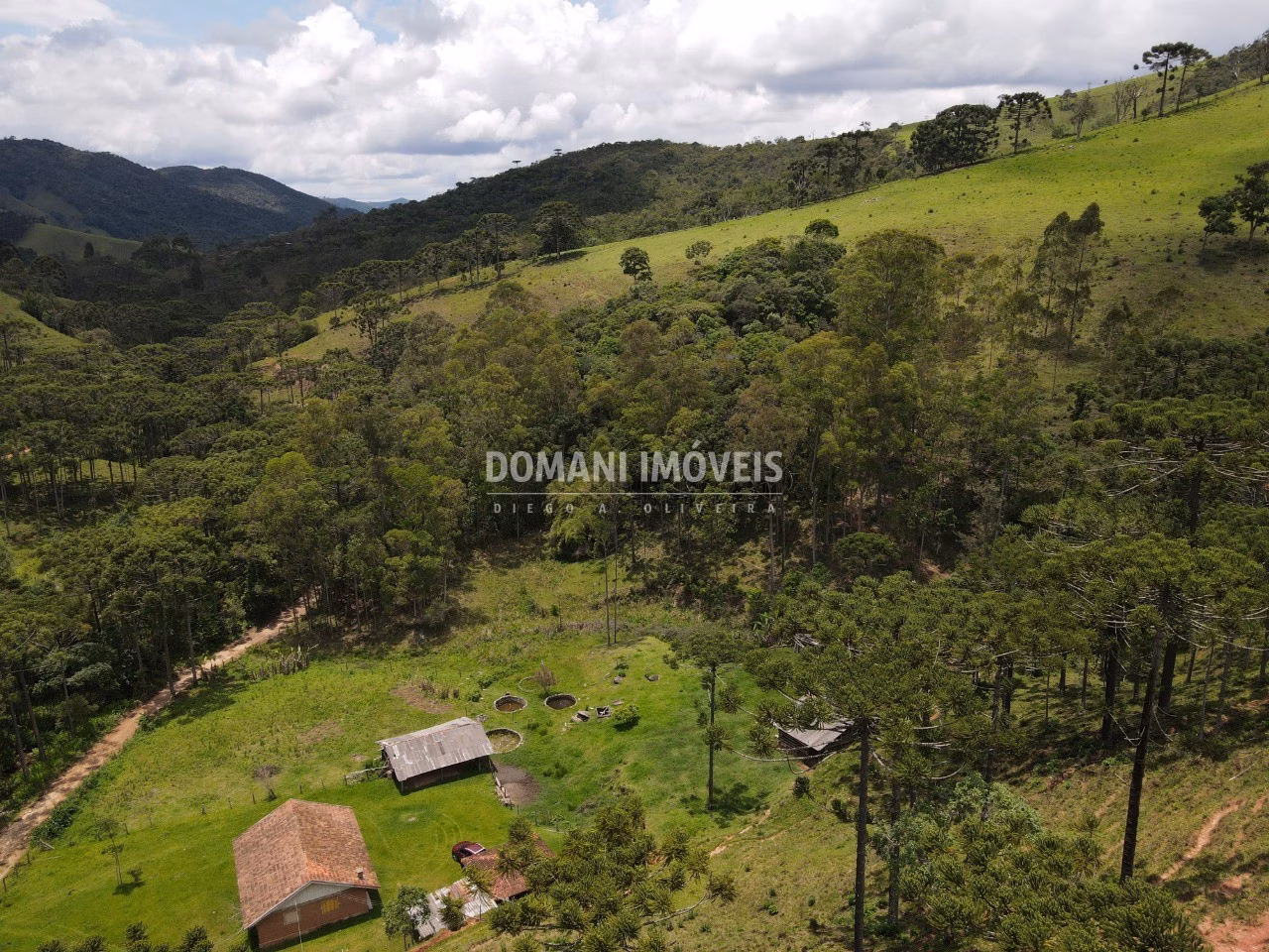 Sítio de 24 ha em Campos do Jordão, SP