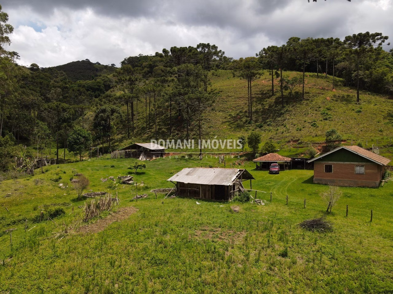 Sítio de 24 ha em Campos do Jordão, SP