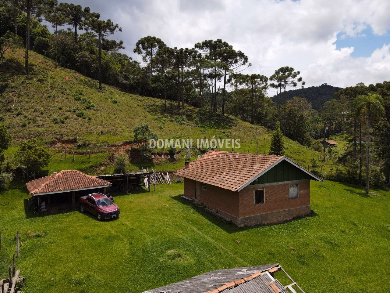 Sítio de 24 ha em Campos do Jordão, SP