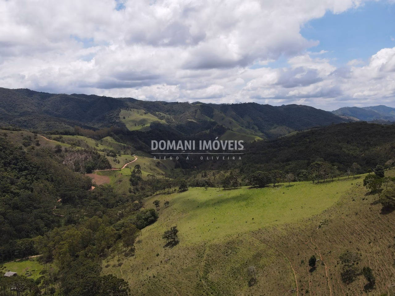 Sítio de 24 ha em Campos do Jordão, SP