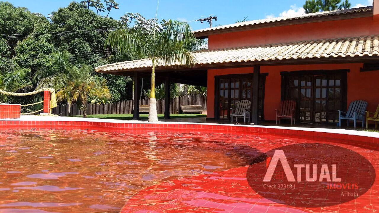 Casa de 1.621 m² em Piracaia, SP