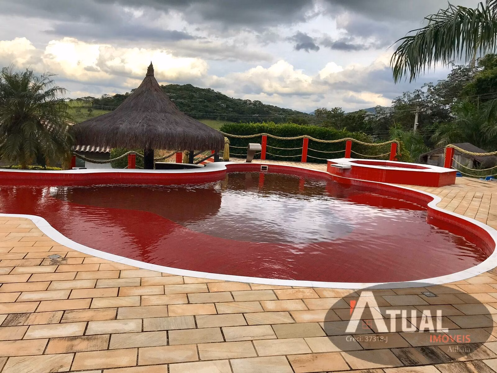 Casa de 1.621 m² em Piracaia, SP