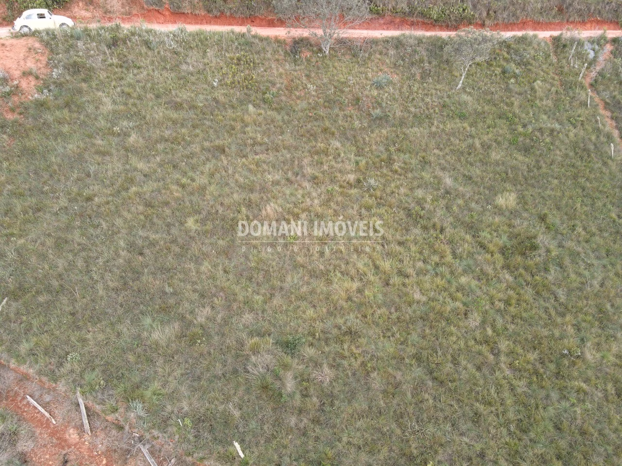 Terreno de 1.112 m² em Campos do Jordão, SP