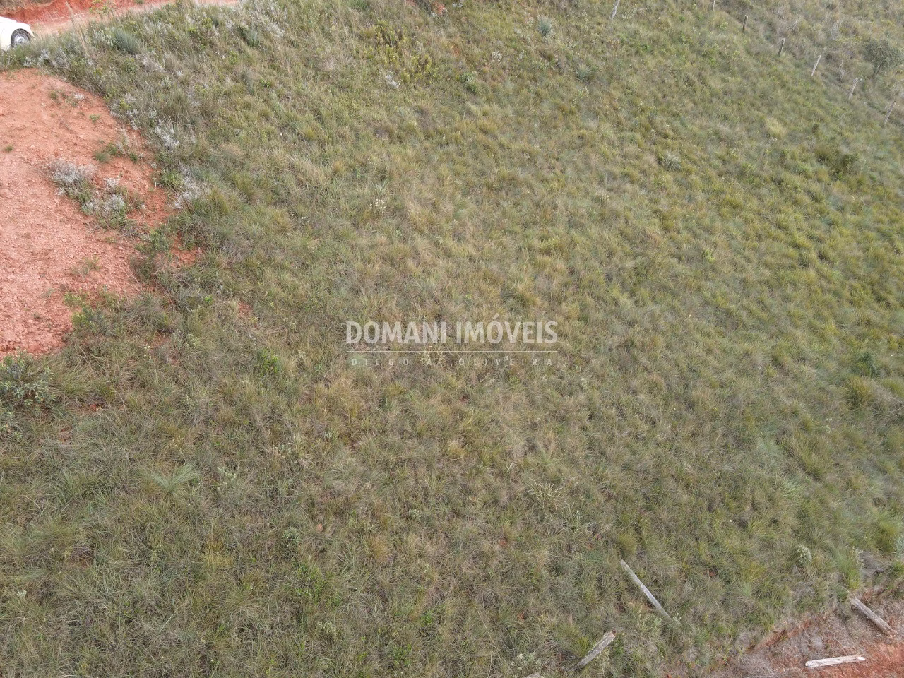Terreno de 1.112 m² em Campos do Jordão, SP