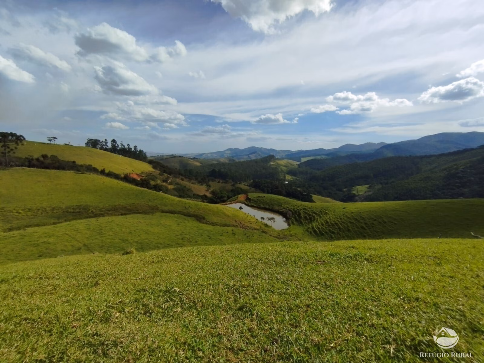 Fazenda de 242 ha em Piracaia, SP