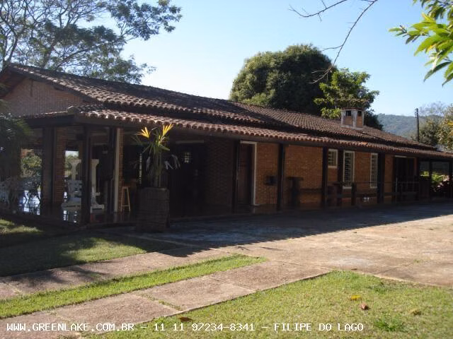 Имение на продажу 5 ha в Piracaia, SP