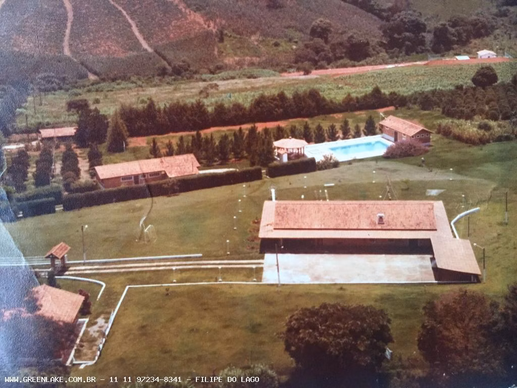 Имение на продажу 5 ha в Piracaia, SP