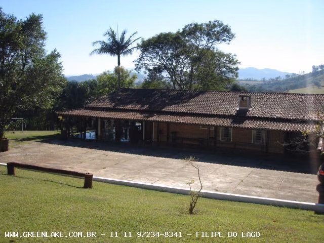 Имение на продажу 5 ha в Piracaia, SP