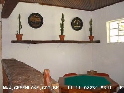 Имение на продажу 5 ha в Piracaia, SP
