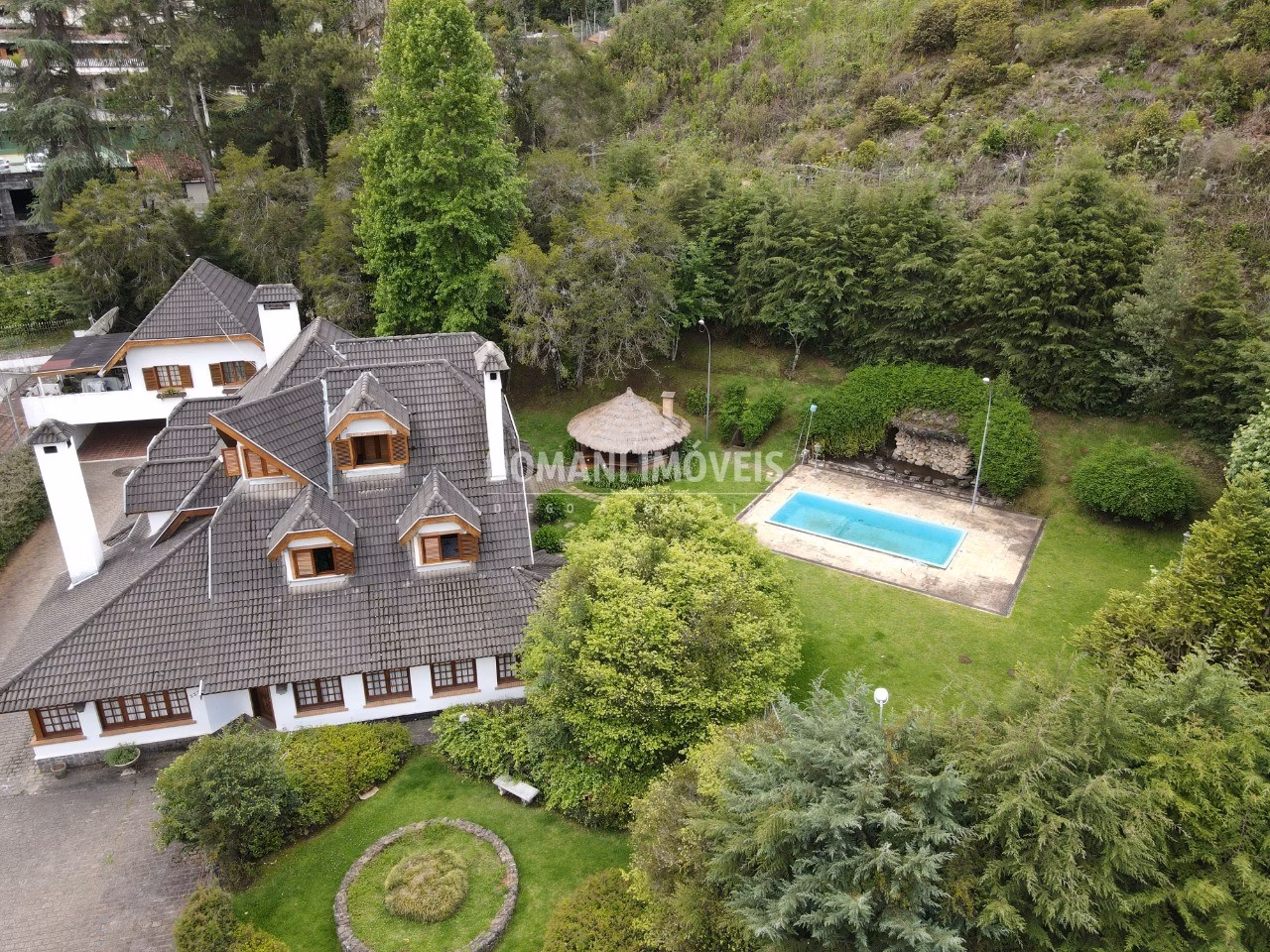 House of 2,550 m² in Campos do Jordão, SP, Brazil
