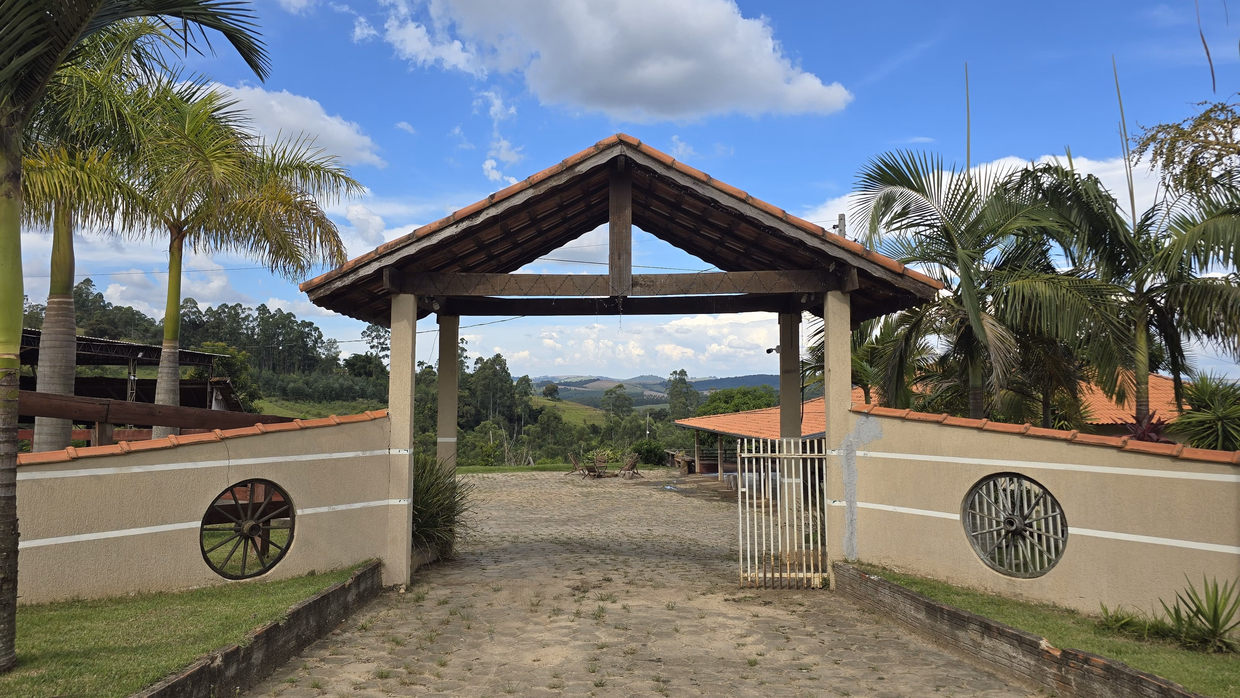 Country home of 21 acres in Tomazina, PR, Brazil