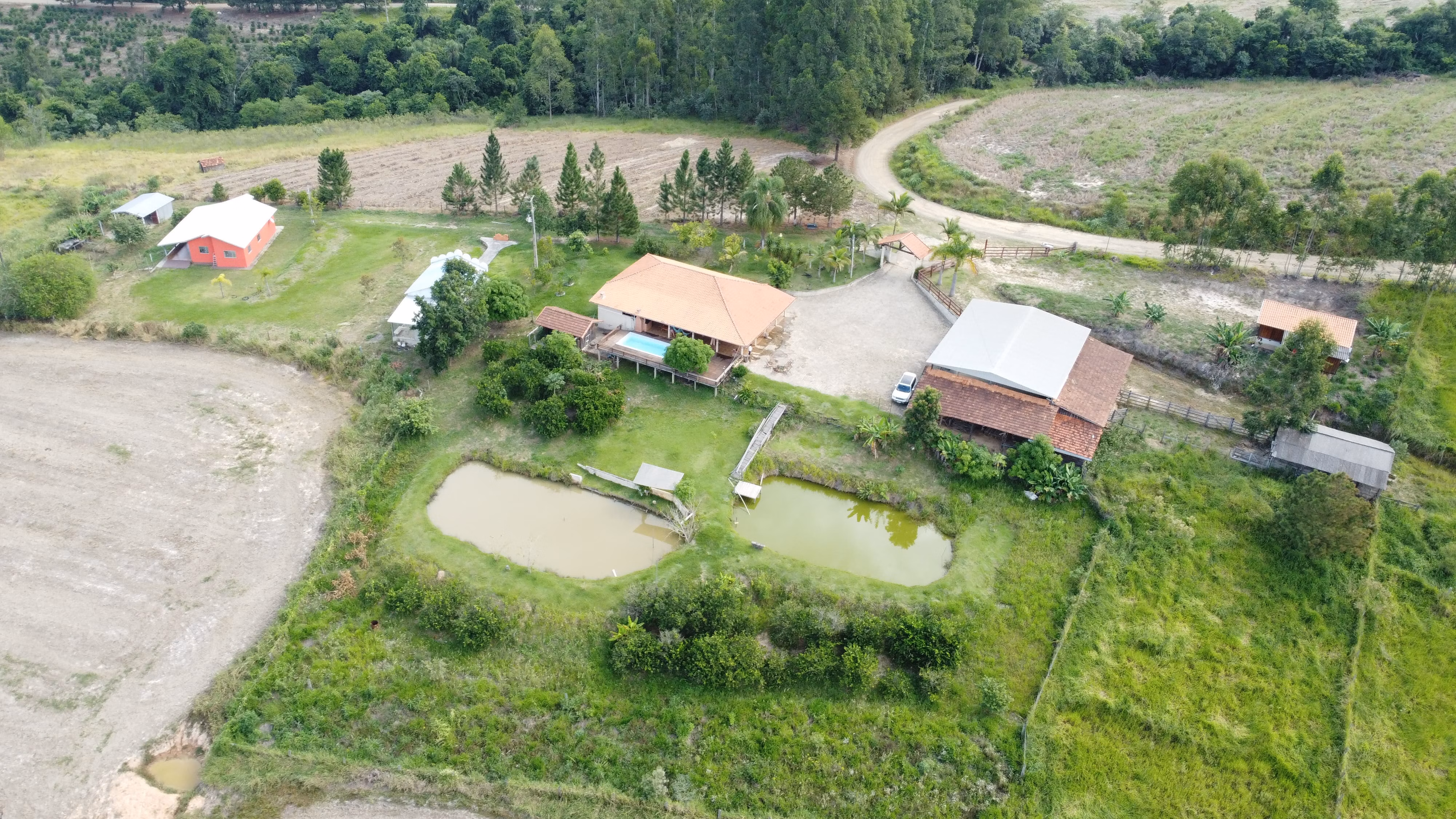 Country home of 21 acres in Tomazina, PR, Brazil