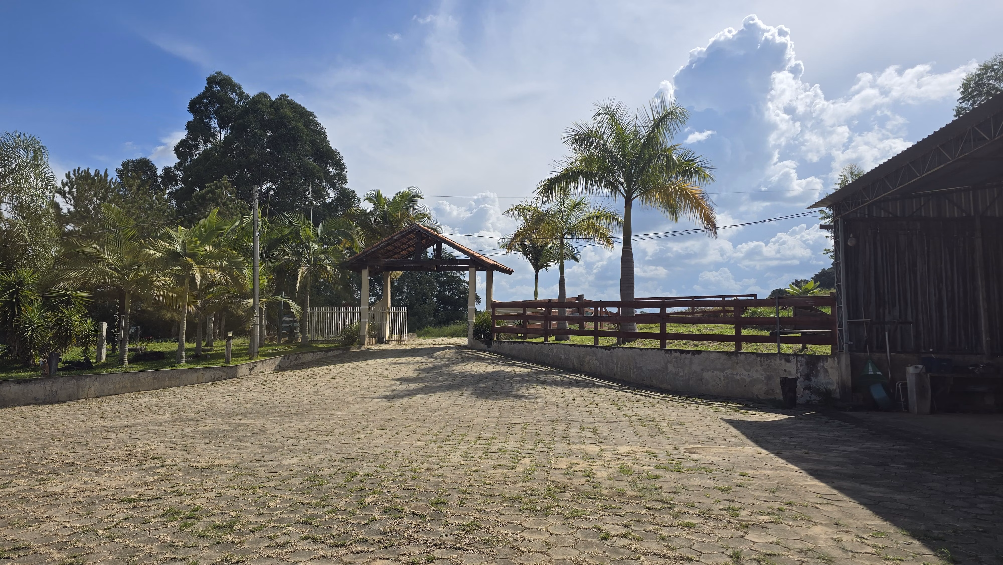 Country home of 21 acres in Tomazina, PR, Brazil