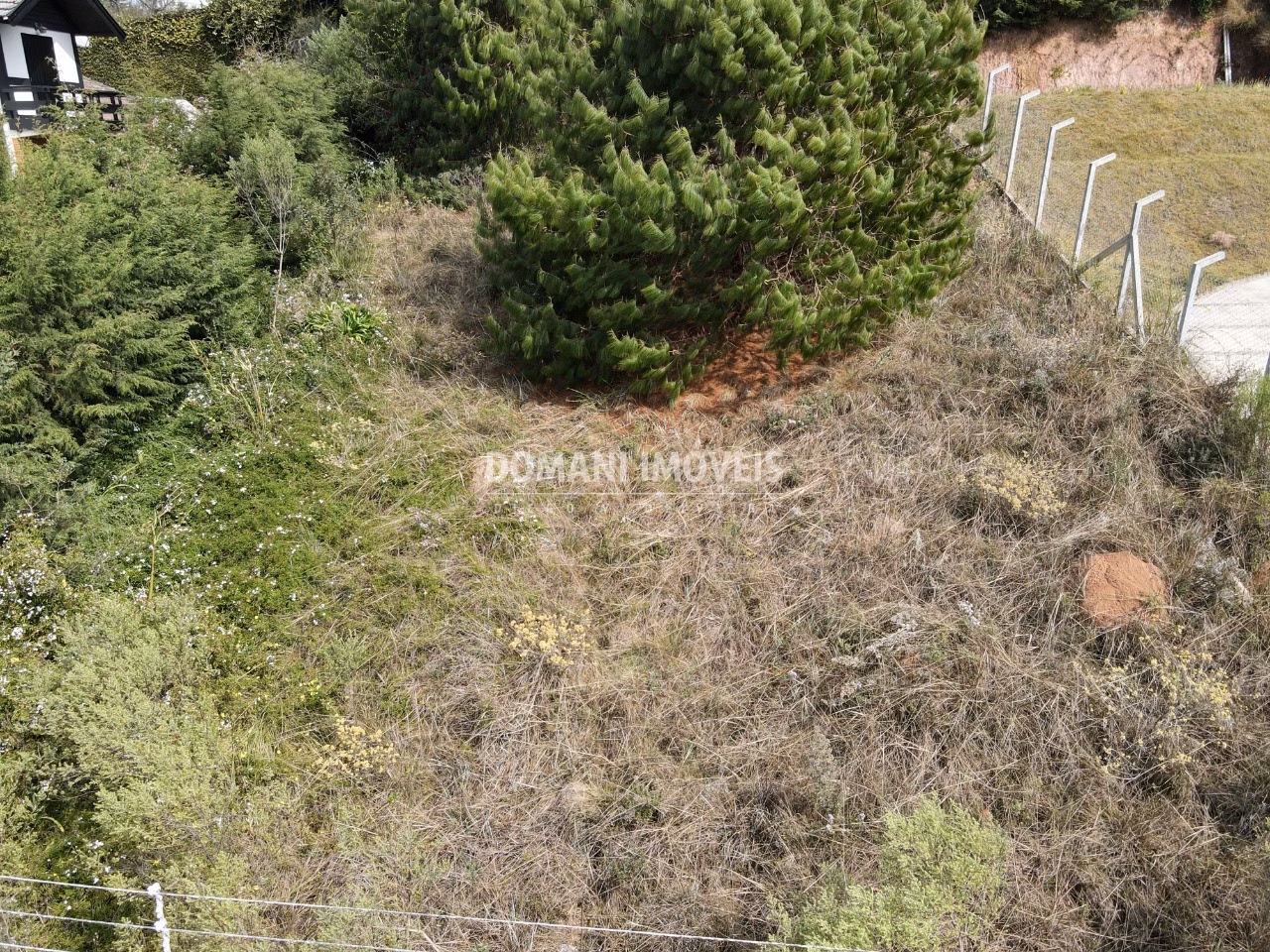 Terreno de 752 m² em Campos do Jordão, SP