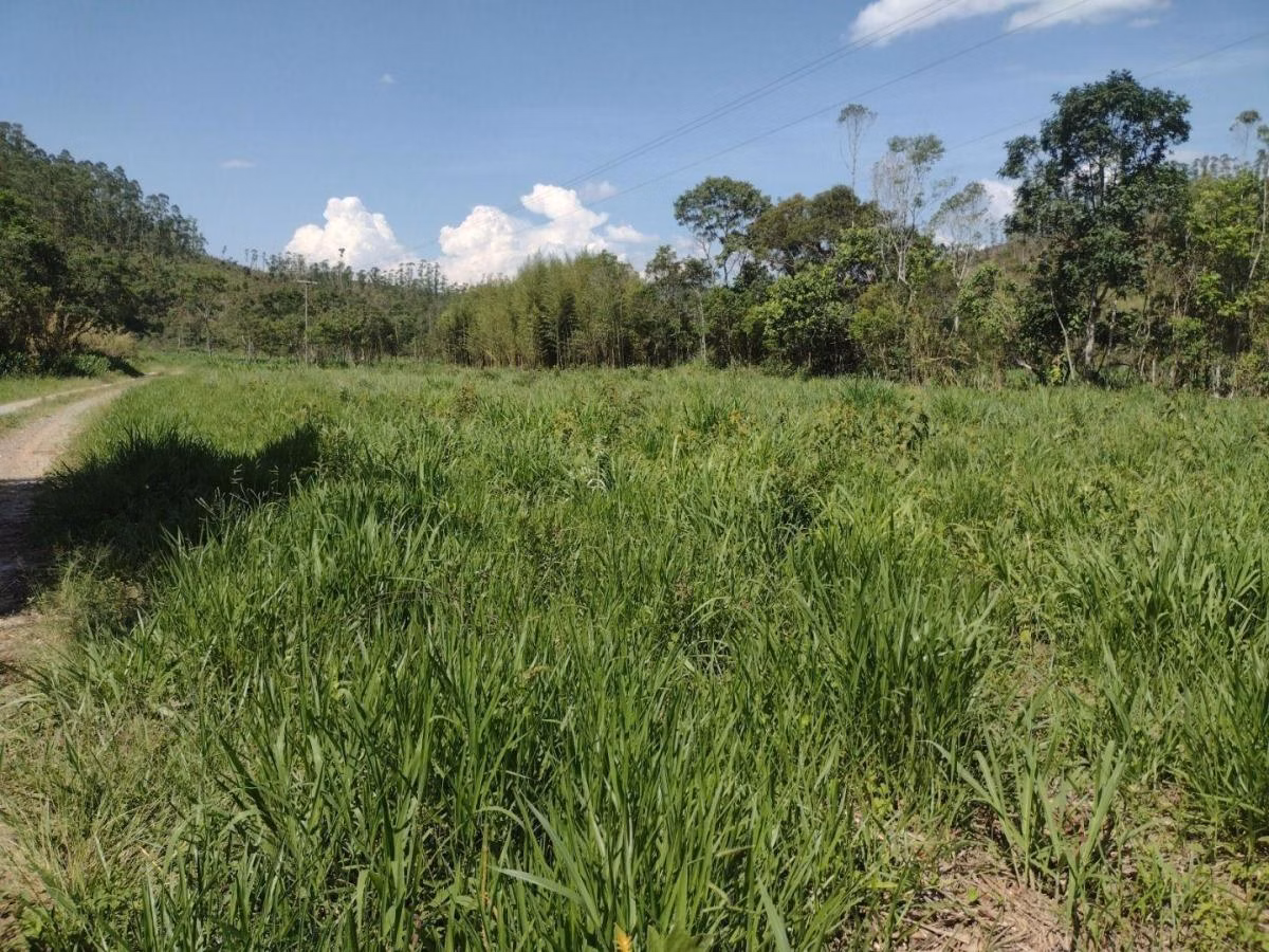 Ферма на продажу 150 ha в Guaratinguetá, SP