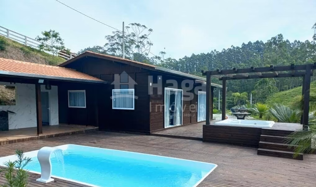 Country home of 2.350 m² in Tijucas, SC, Brazil