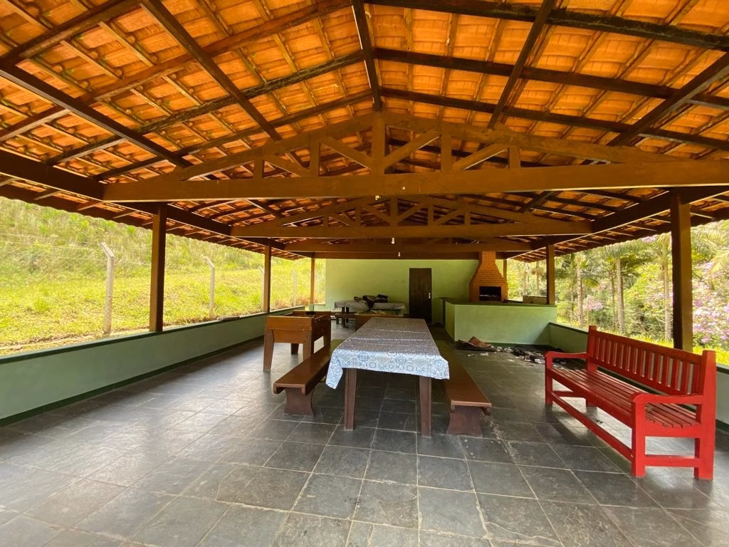 Sítio de 22 ha em Juquitiba, SP