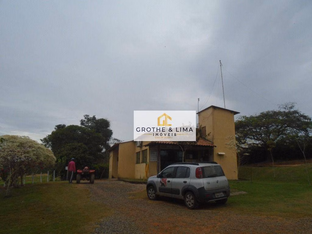 Fazenda de 530 ha em Piumhi, MG