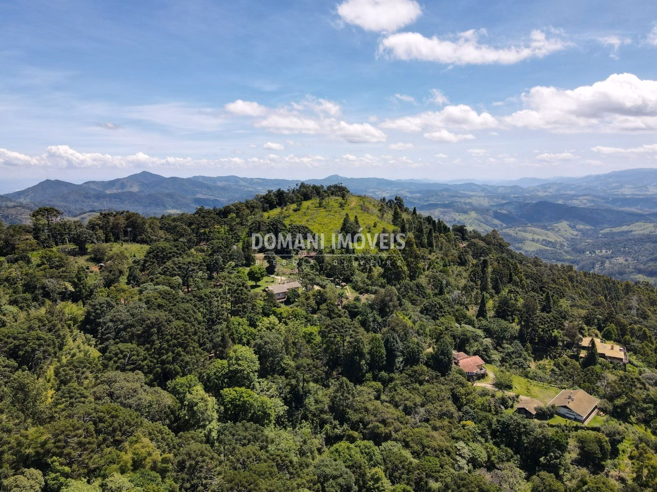 Plot of 1,360 m² in Campos do Jordão, SP, Brazil