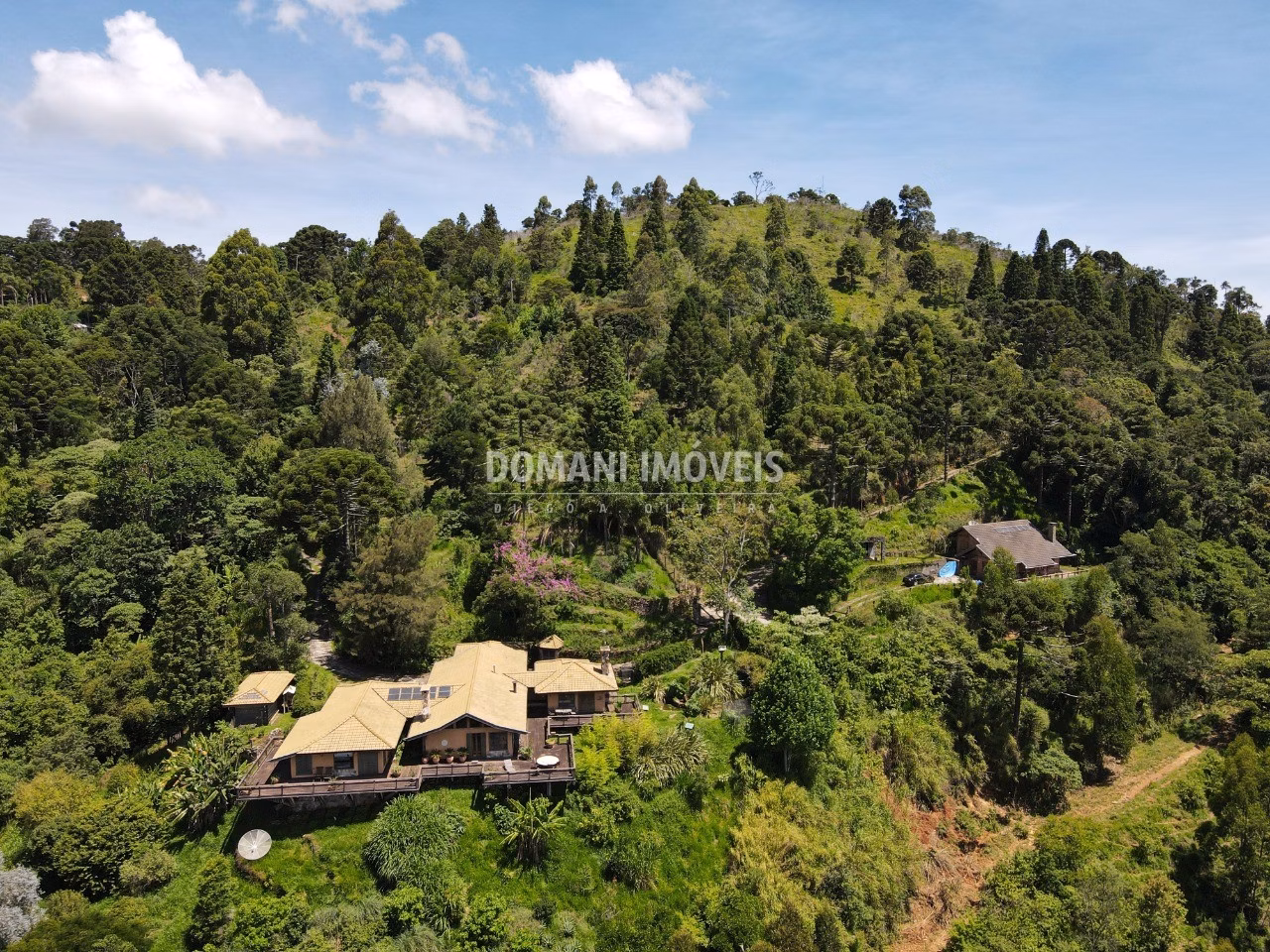 Plot of 1,360 m² in Campos do Jordão, SP, Brazil