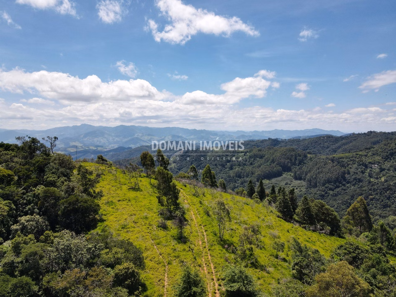 Plot of 1,360 m² in Campos do Jordão, SP, Brazil
