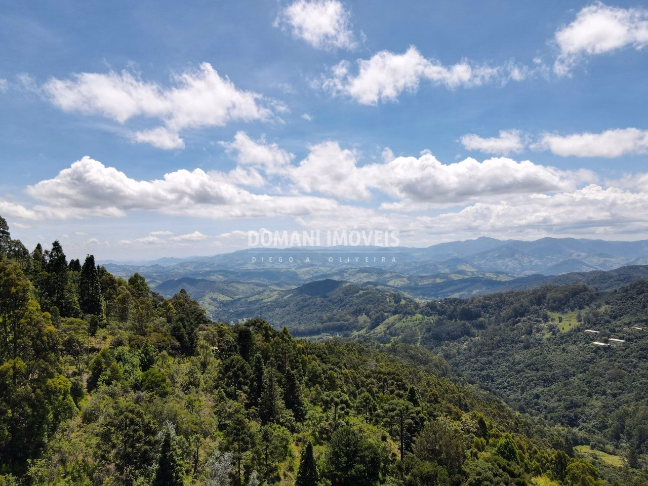 Plot of 1,360 m² in Campos do Jordão, SP, Brazil