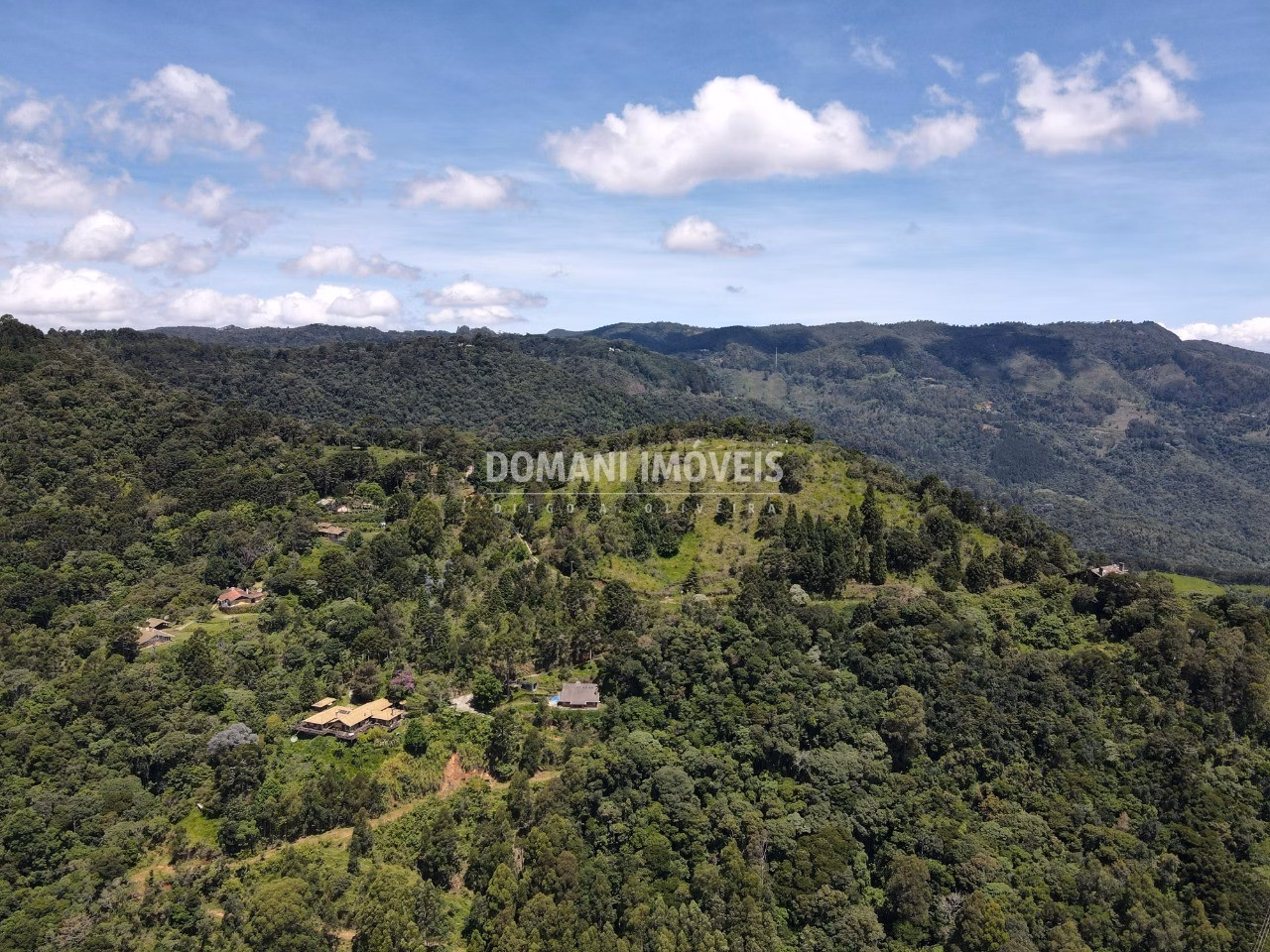 Plot of 1,360 m² in Campos do Jordão, SP, Brazil