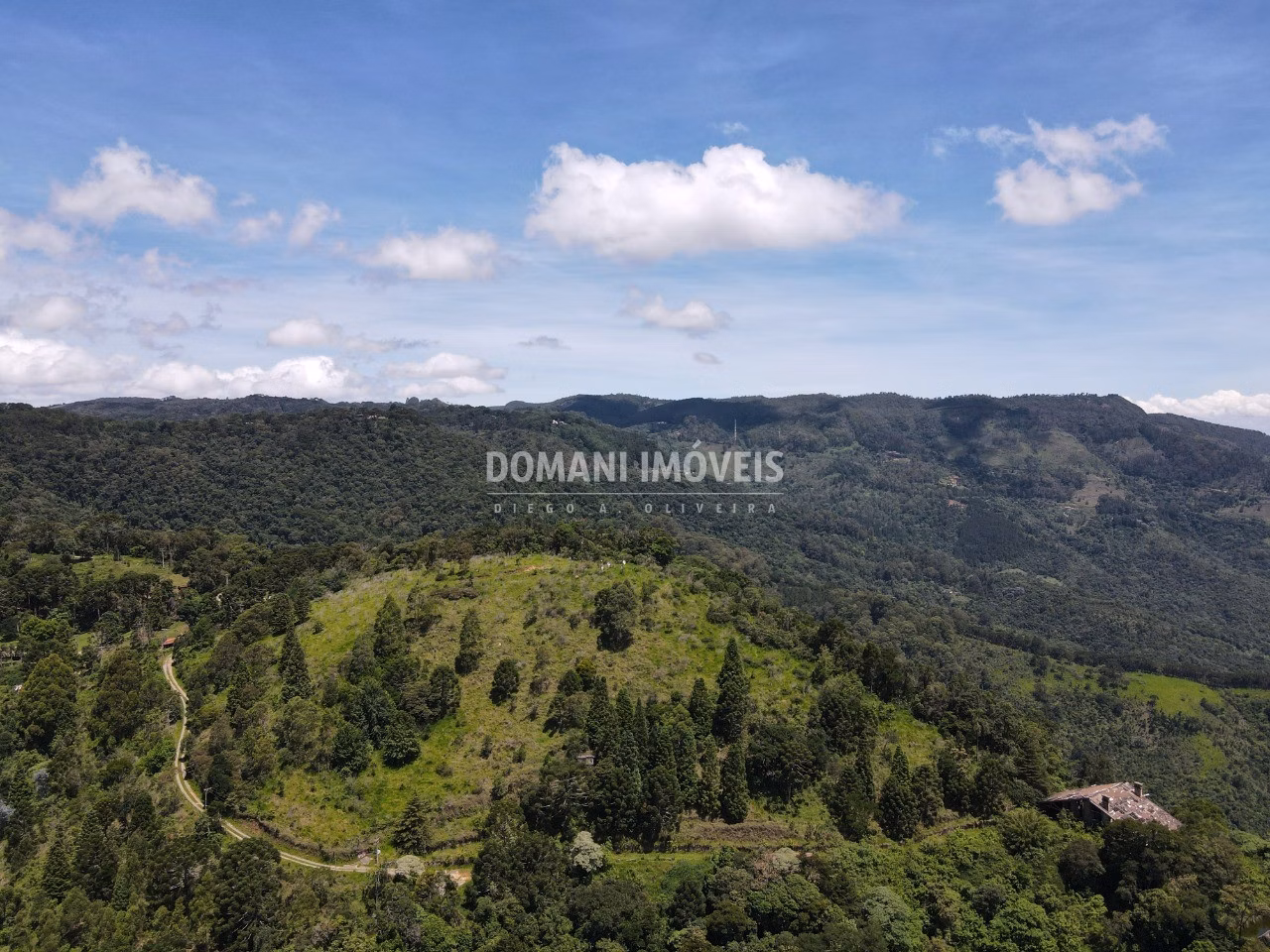 Plot of 1,360 m² in Campos do Jordão, SP, Brazil