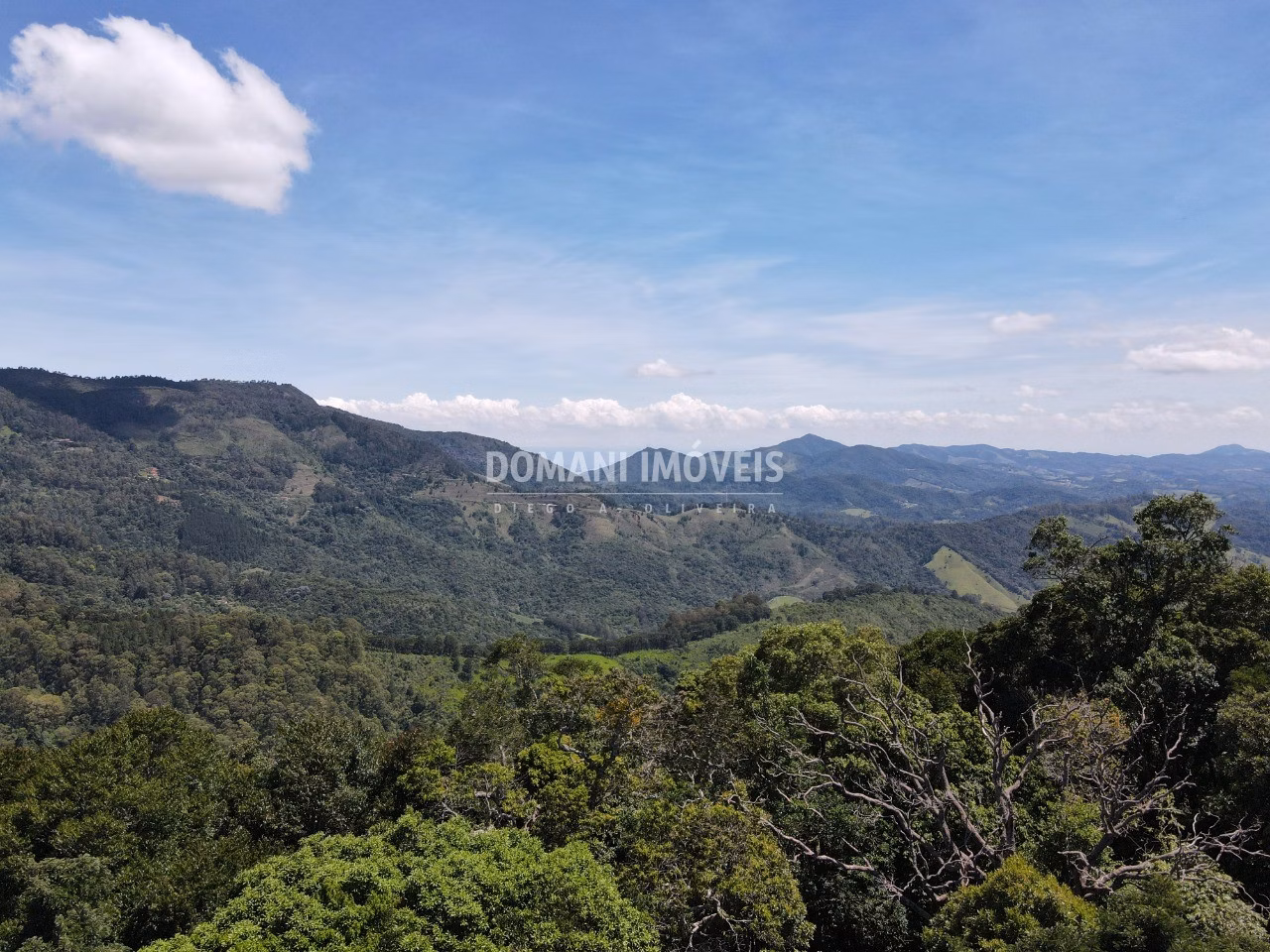 Plot of 1,360 m² in Campos do Jordão, SP, Brazil
