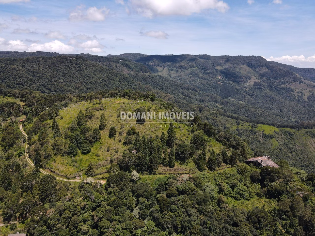 Plot of 1,360 m² in Campos do Jordão, SP, Brazil