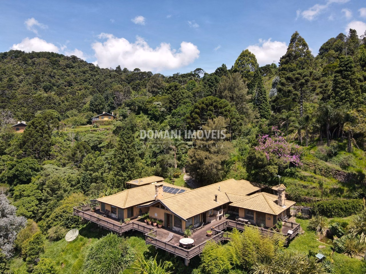 Plot of 1,360 m² in Campos do Jordão, SP, Brazil