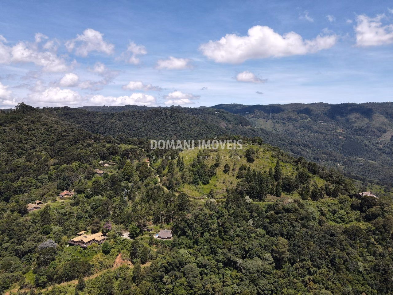 Plot of 1,360 m² in Campos do Jordão, SP, Brazil