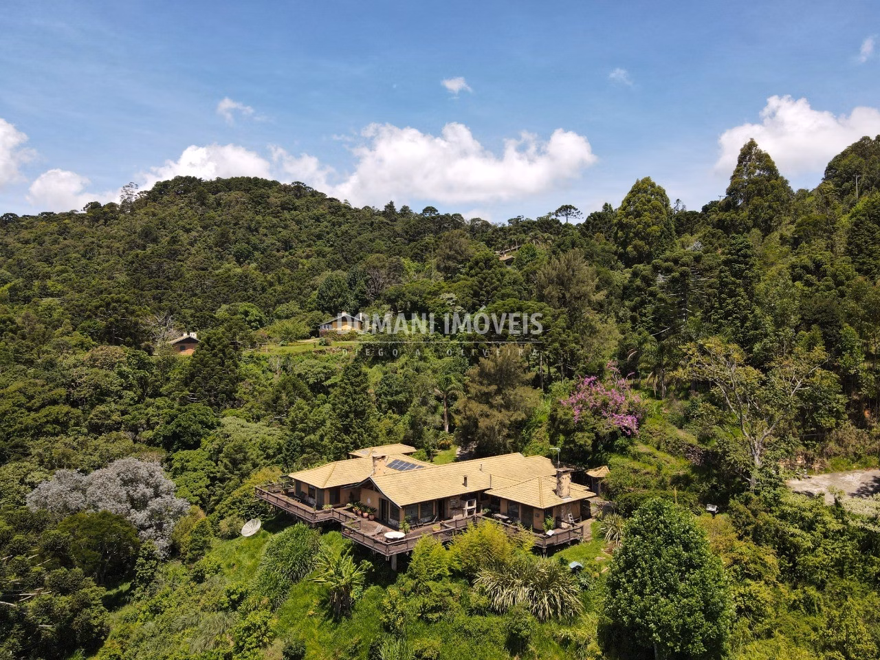 Plot of 1,360 m² in Campos do Jordão, SP, Brazil