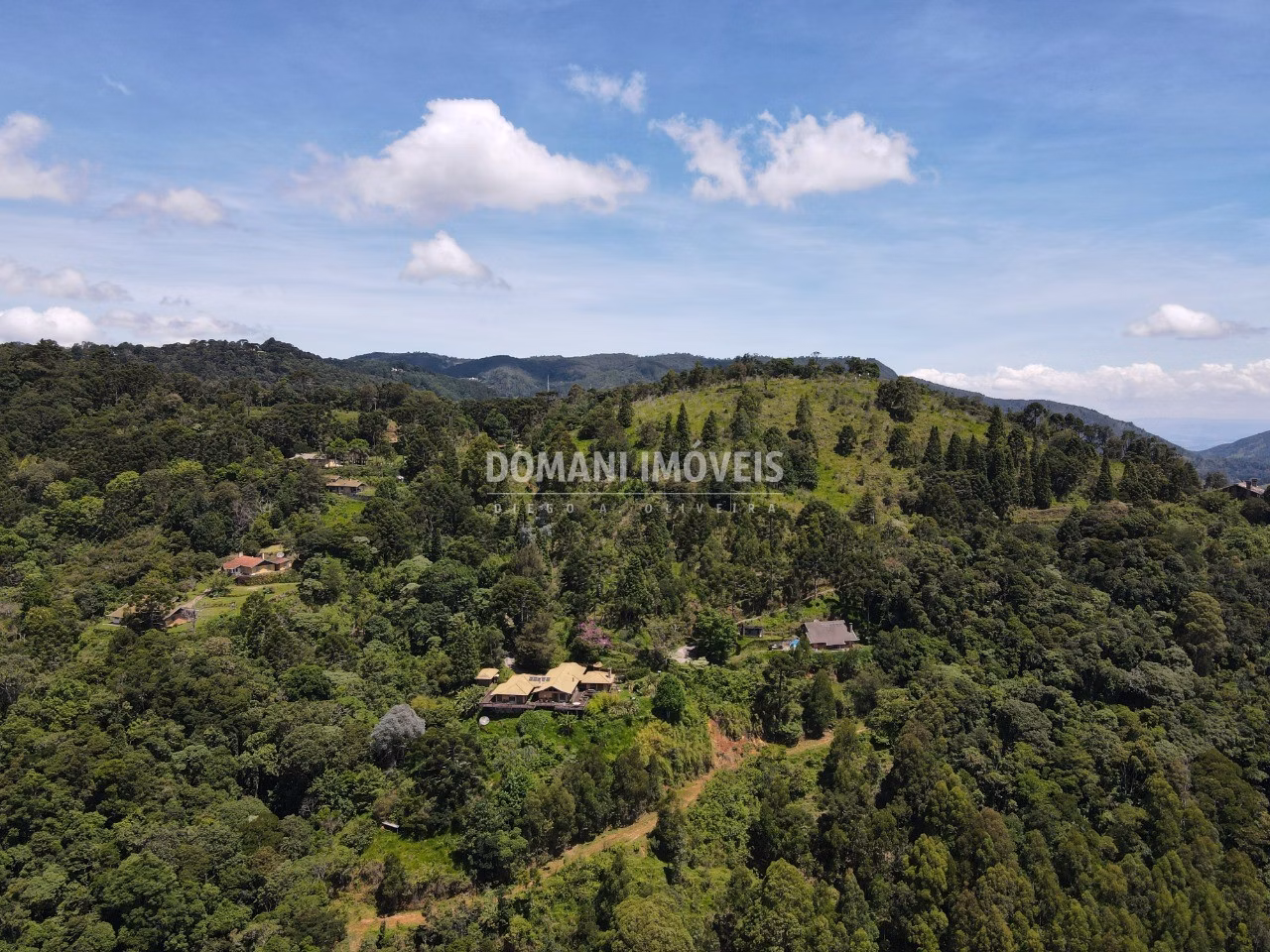 Plot of 1,360 m² in Campos do Jordão, SP, Brazil