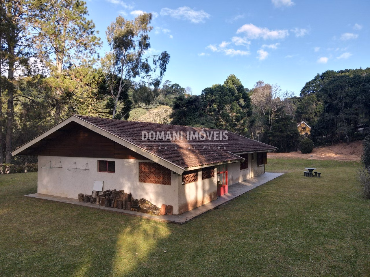 Casa de 1 ha em Campos do Jordão, SP